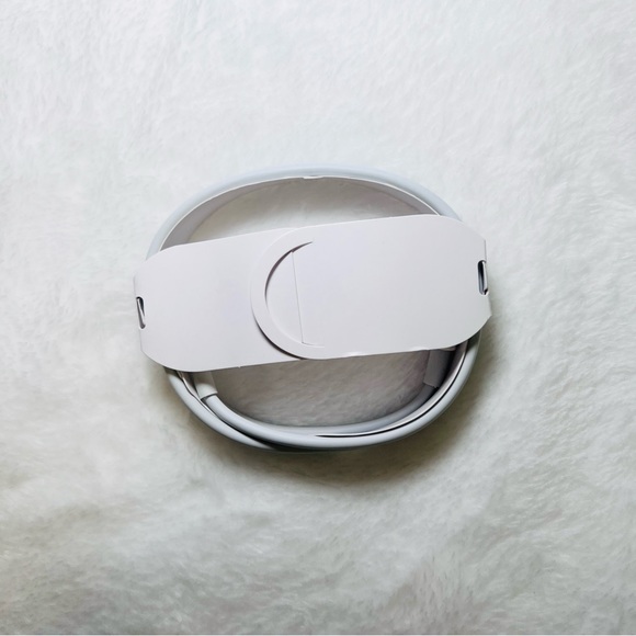 Wireless Earbuds with Lightning Charging Case No Box - Picture 10 of 11